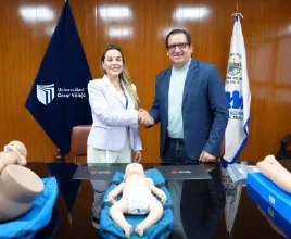 UCV entrega simuladores médicos y equipos digitales al Hospital Regional Docente de Trujillo